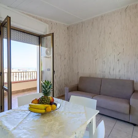 Luxury And Comfort In A Sea View 스트론골리