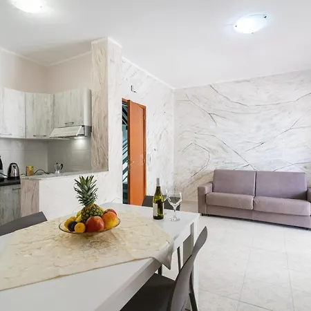 דירה Luxury And Comfort In A Sea View