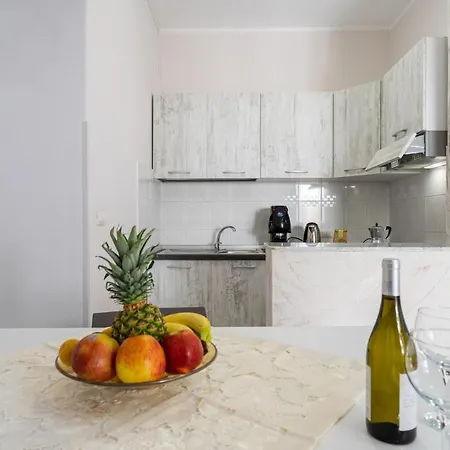 Luxury And Comfort In A Sea View דירה