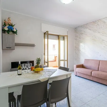 아파트 Luxury And Comfort In A Sea View 스트론골리