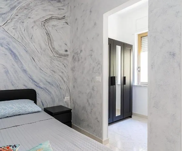 Luxury And Comfort In A Sea View דירה סטרונגולי